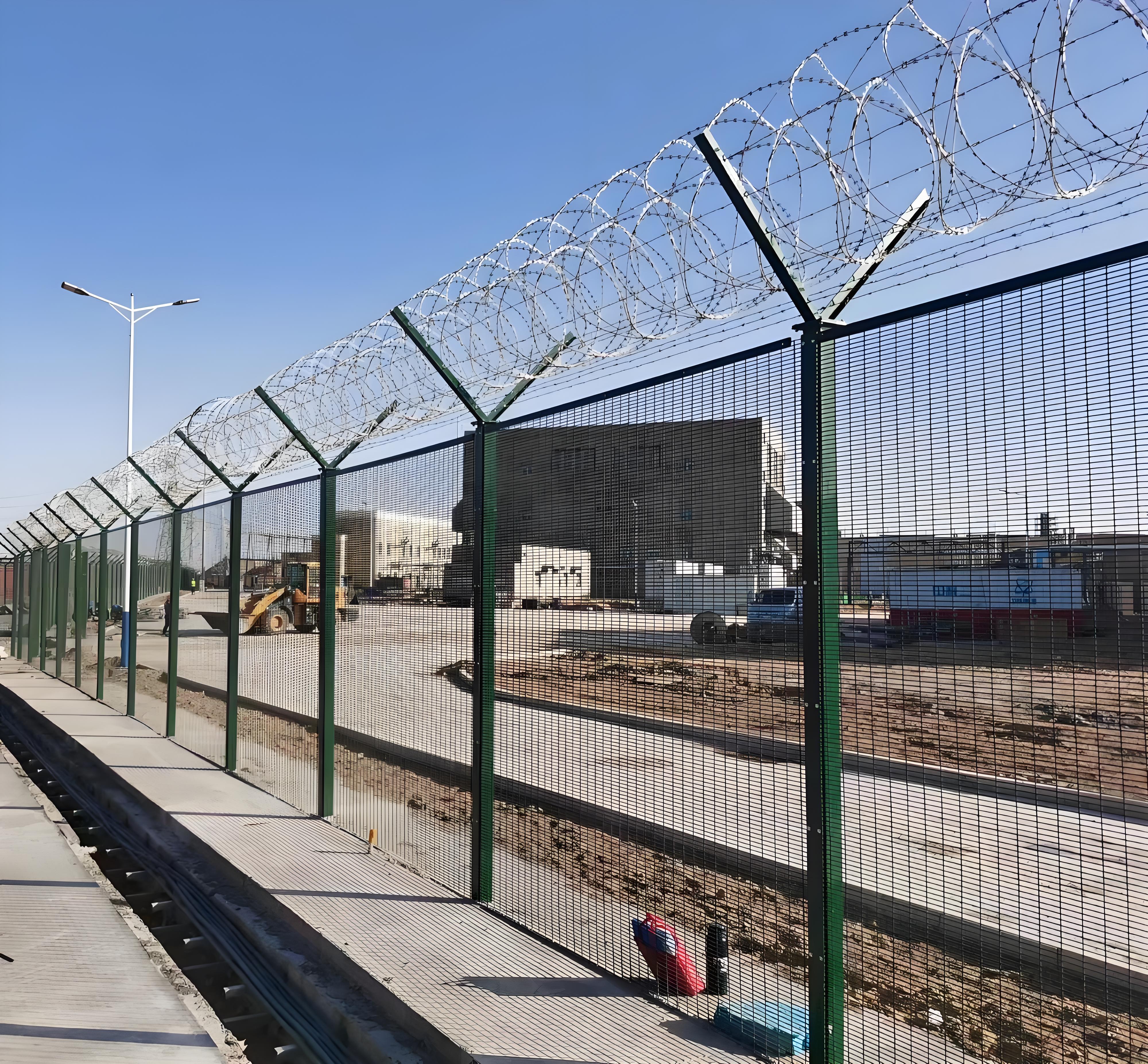 嘉峪关XXX项目安全围栏